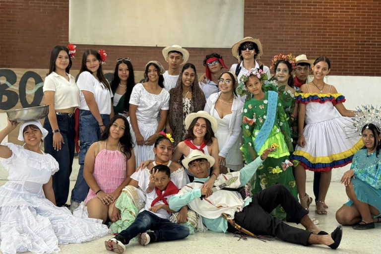 7_fiestas_folclor_grande_IE_IBAGUE